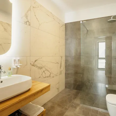 Aparthotel Bloom Downtown 4*