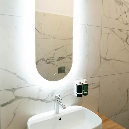 Aparthotel Bloom Downtown 4*