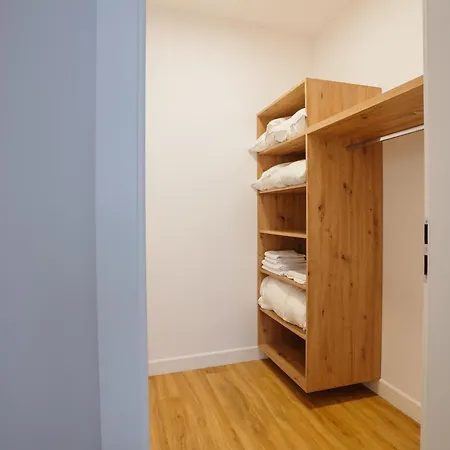 Bloom Downtown Aparthotel 4*