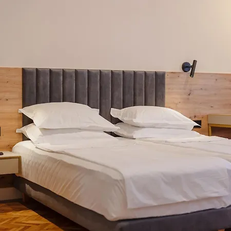 Bloom Downtown Apart-hotel 4*