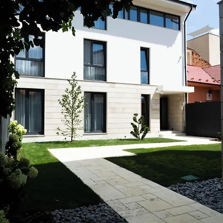 Bloom Downtown Aparthotel Cluj-Napoca