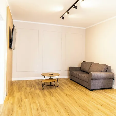 Bloom Downtown Aparthotel 4*
