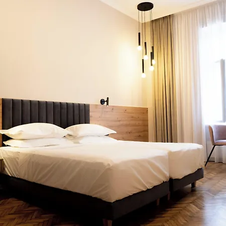 Bloom Downtown Aparthotel 4*