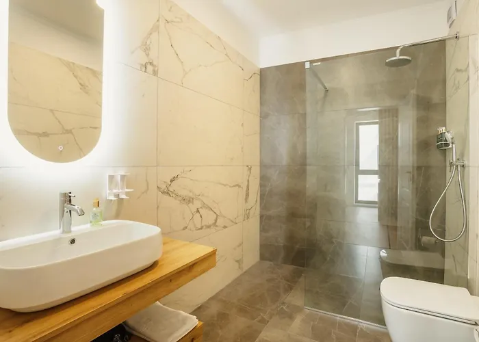 Aparthotel Bloom Downtown 4*