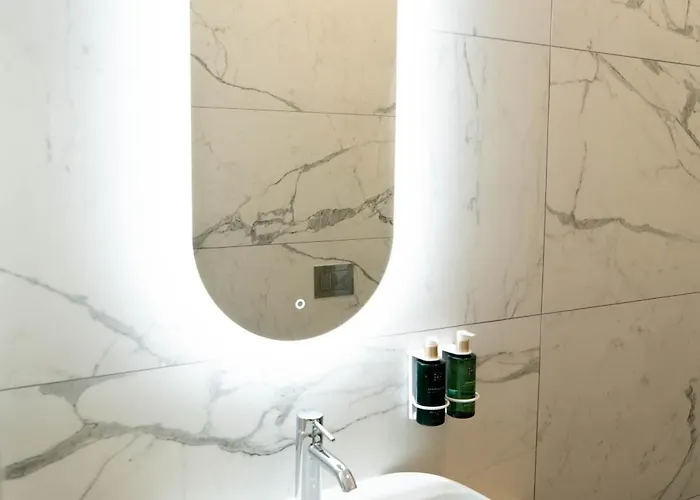 Aparthotel Bloom Downtown 4*