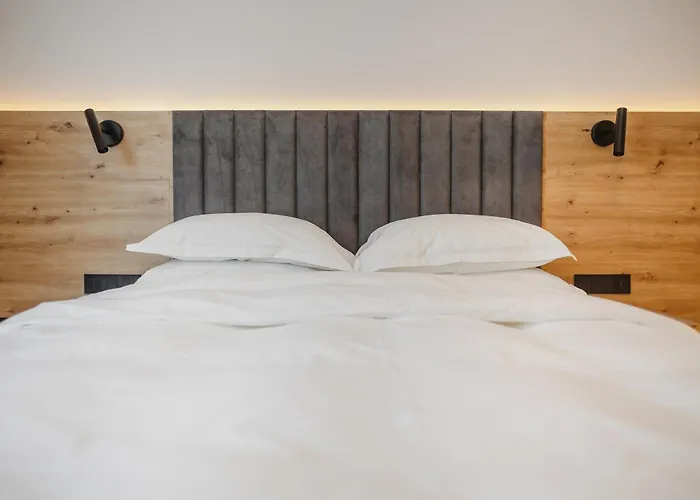 Апарт-готель Bloom Downtown Клуж-Напока