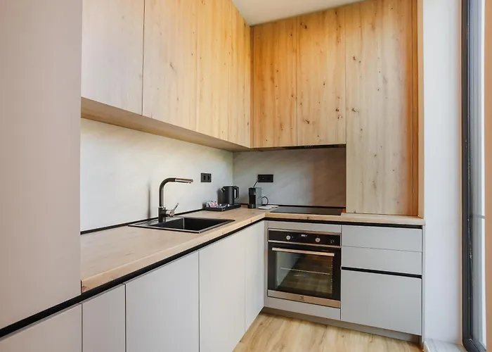 Bloom Downtown Aparthotel 4*