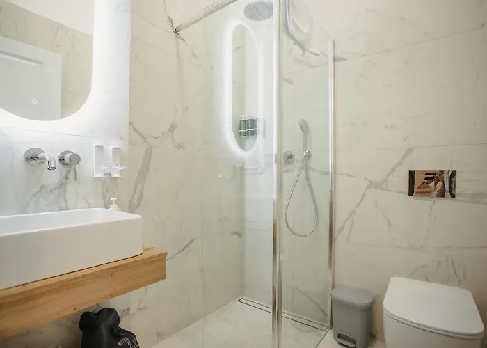 Aparthotel Bloom Downtown 4*