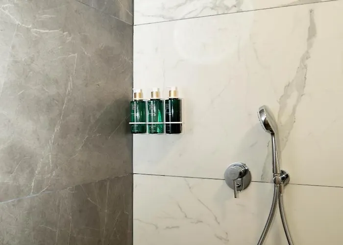 Bloom Downtown 4* Клуж-Напока