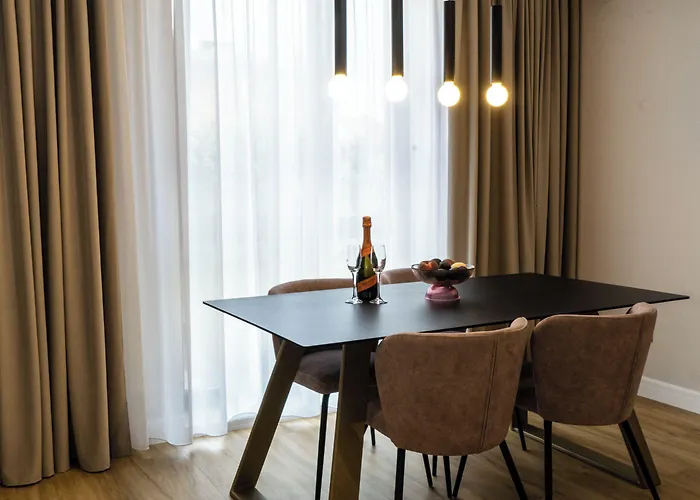 Bloom Downtown Апарт-готель 4*