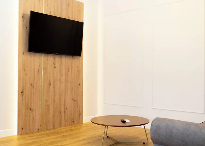 Aparthotel Bloom Downtown 4*