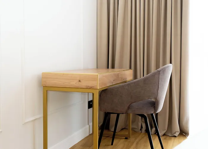 Апарт-готель Bloom Downtown Клуж-Напока